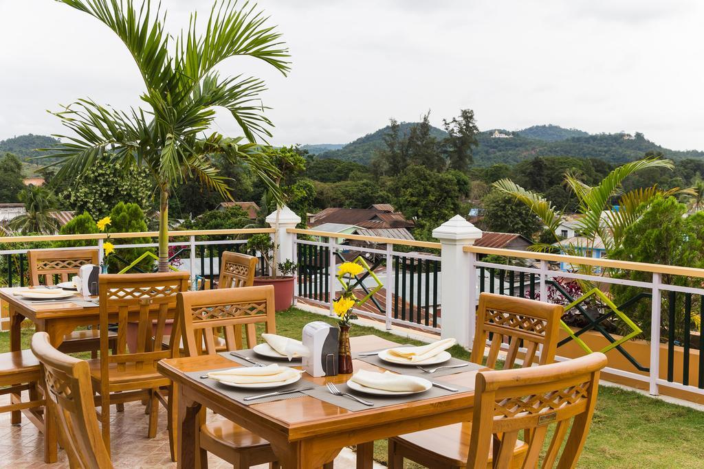 Hotel Lily The Home Hsipaw Dış mekan fotoğraf