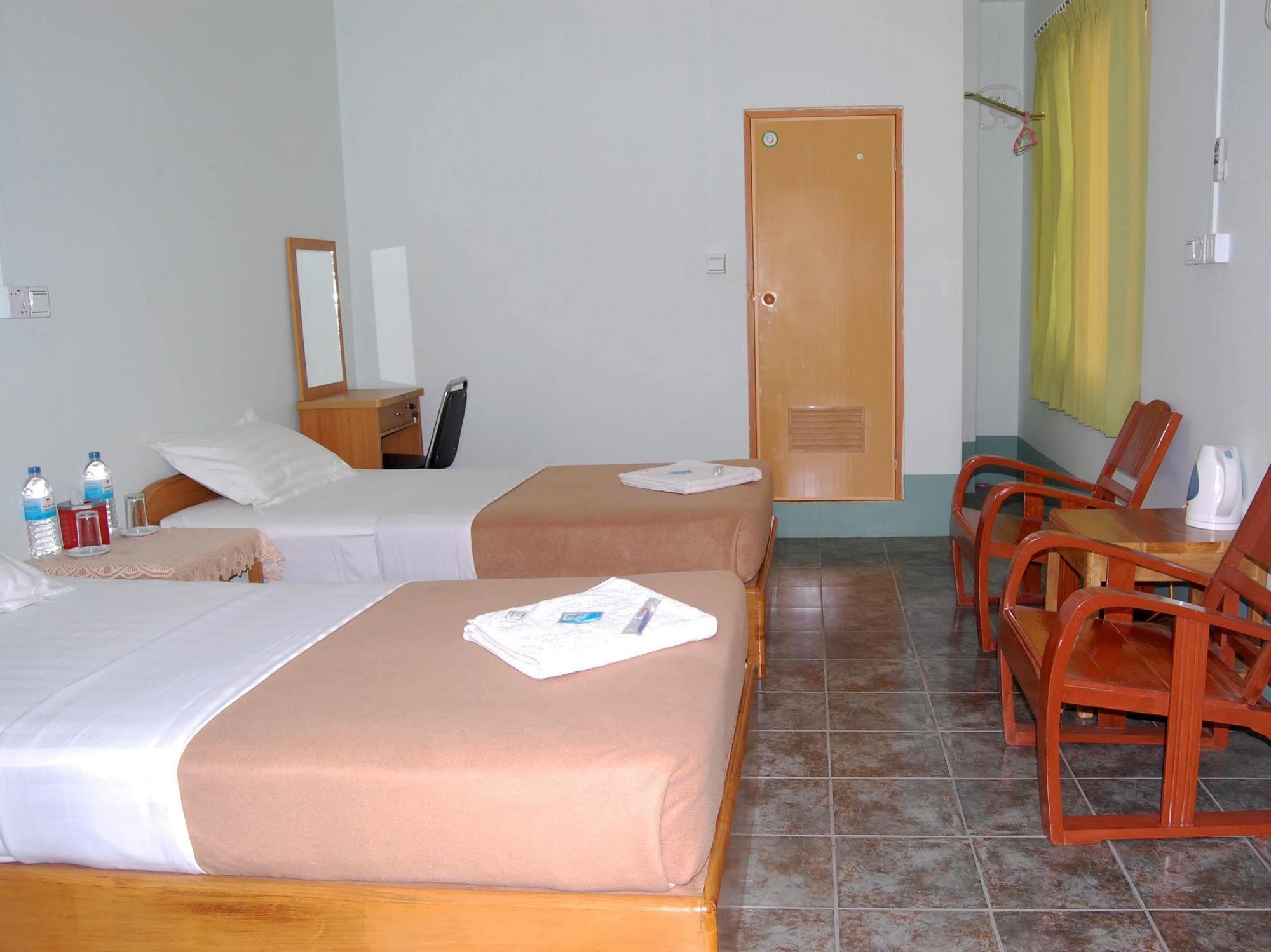Hotel Lily The Home Hsipaw Dış mekan fotoğraf