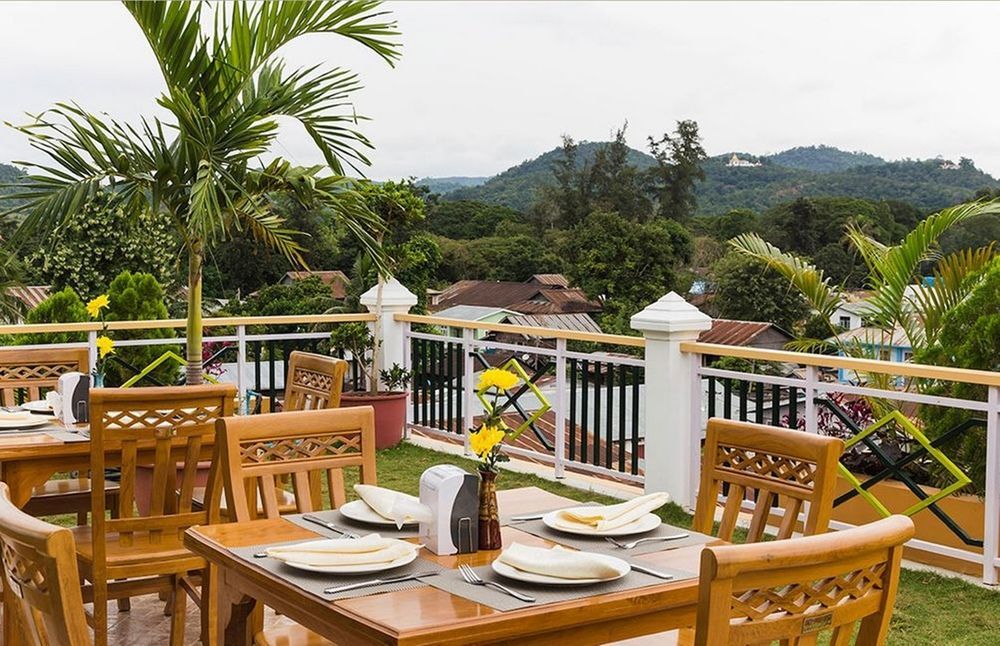 Hotel Lily The Home Hsipaw Dış mekan fotoğraf